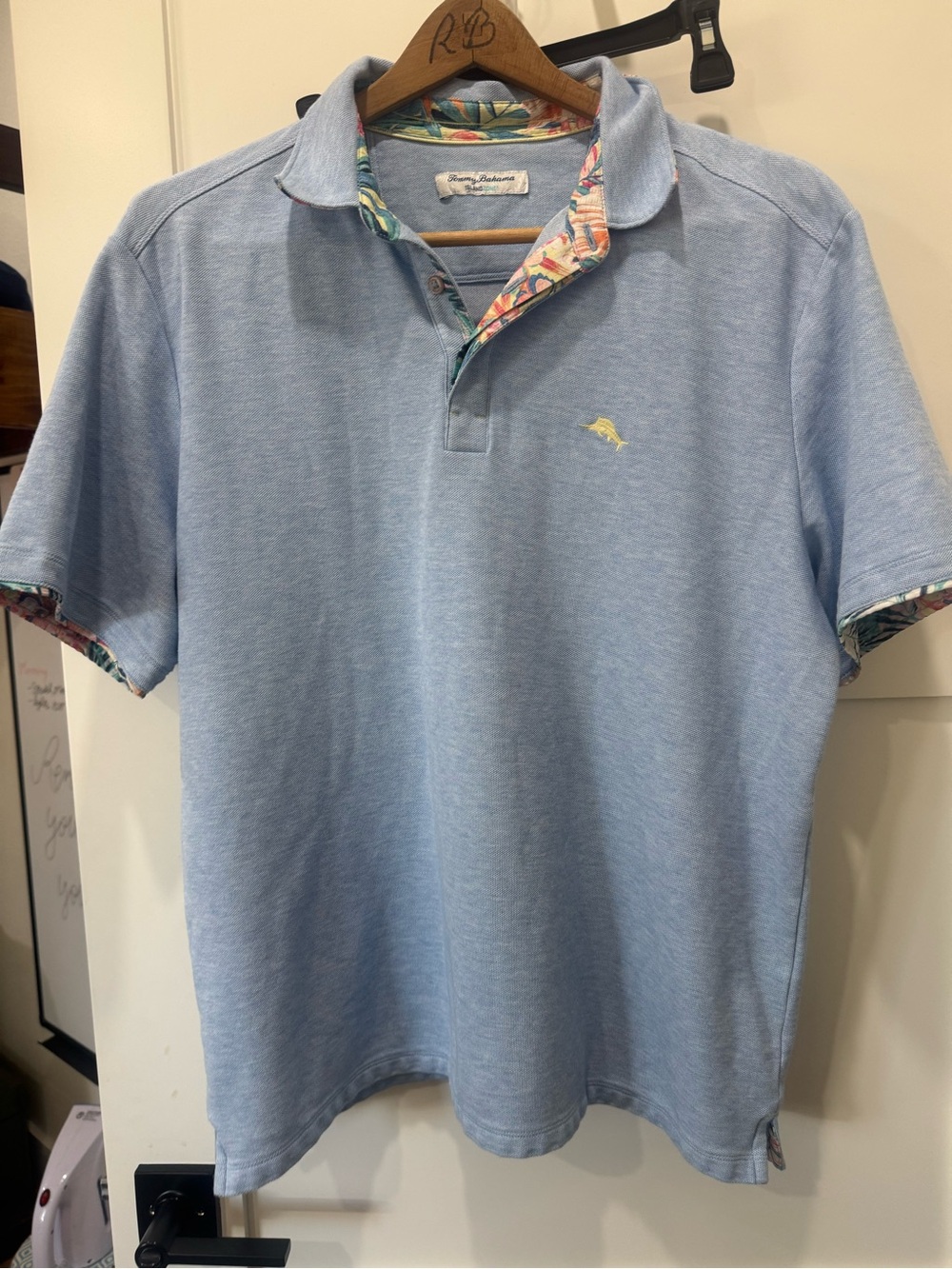 Tommy Bahama Men's Light Blue Polo Shirt with Patterned Trim Size XL